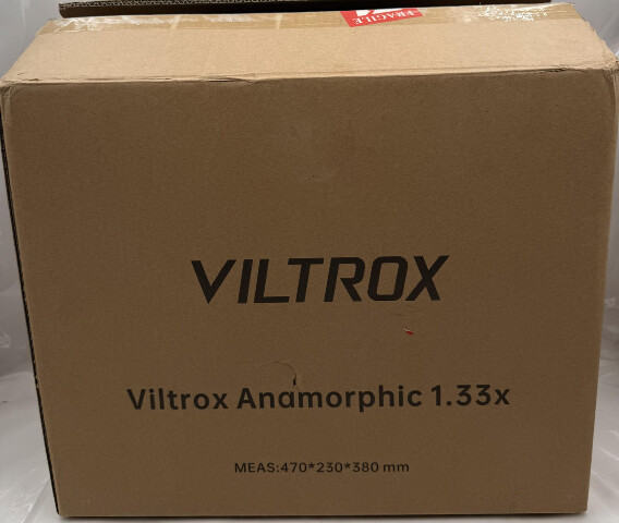 VILTROX EPIC 25MM T2.0 1.33X ANAMORPHIC FULL FRAME PL MOUNT BLUE FLARE CINE LENS