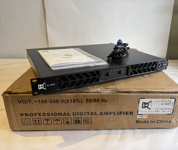 CVR AUDIO D SERIES PROFESSIONAL DIGITAL AMPLIFIER D-1502 1000W BLACK