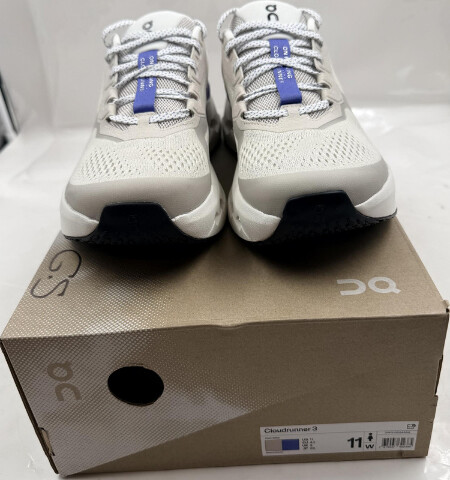 ON CLOUD CLOUDRUNNER 3 3WG10054686 PEARL/SAILOR WOMENS SIZE 11 RUNNING SHOES