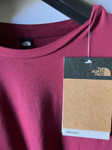 THE NORTH FACE MENS DUNE SKY LONG SLEEVE CREW BEETROOT LARGE STANDARD FIT