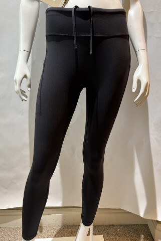 ON CLOUD RUNNING WOMEN'S PERFORMANCE TIGHTS 7/8 SIZE M MEDIUM 1WF30200553 BLACK