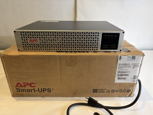 APC SMART UPS SMTL1000RM2UCNC LITHIUM ION SHORT DEPTH 1000VA 120V W SMARTCONNECT