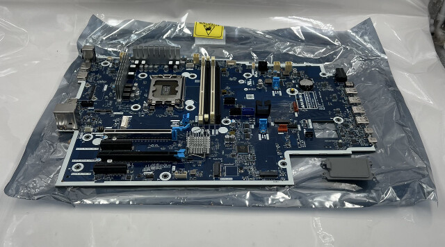 HP GENUINE P13664-601 REPLACEMENT MOTHERBOARD FOR Z2 TOWER G11 WORKSTATION