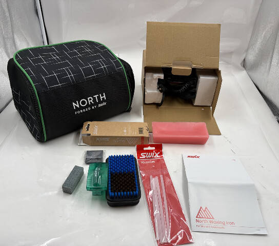 SWIX NORTH WAXING IRON FOR SKIS AND SNOWBOARDS  T77110N0