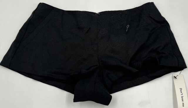 REFORMATION JUNE LOW RISE BLACK SHORTS SIZE 0 1314815BLK000