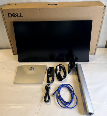 DELL P3225DE PRO 32 PLUS 32" QHD USB-C HUB IPS 2560X1440P 100HZ 16:9 LED MONITOR