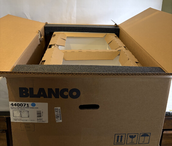 BLANCO PERFORMA SILGRANIT 440071 DOUBLE BOWL UNDERMOUNT SINK IN WHITE 33"