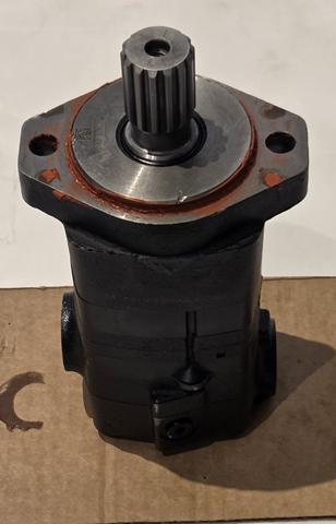 DANFOSS CHAR-LYNN 2000 SERIES 90 5.5" 104-5001-006 6080 HYDRAULIC MOTOR-ORBITAL