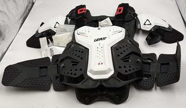 LEATT 6.5 PRO 5021400221 CHEST IMPACT PROTECTORS LEVEL 2 172-184CM L/XL WHITE