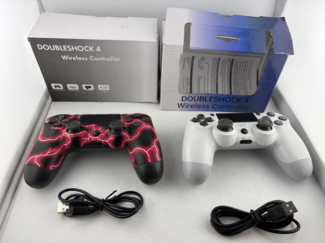 2* DOUBLESHOCK 4 WIRELESS CONTROLLER FOR PS4 ONE WHITE ONE RED LIGHTING PATTERN