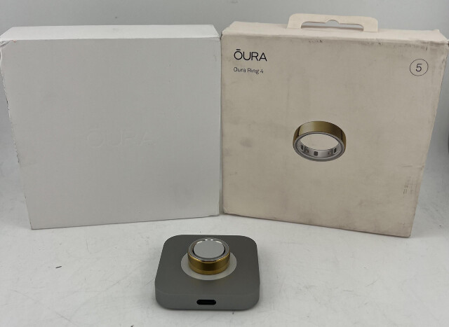 OURA RING 4 SMART RING ACTIVITY TRACKER IN COLOR GOLD SIZE 5 JZ90-54216-05