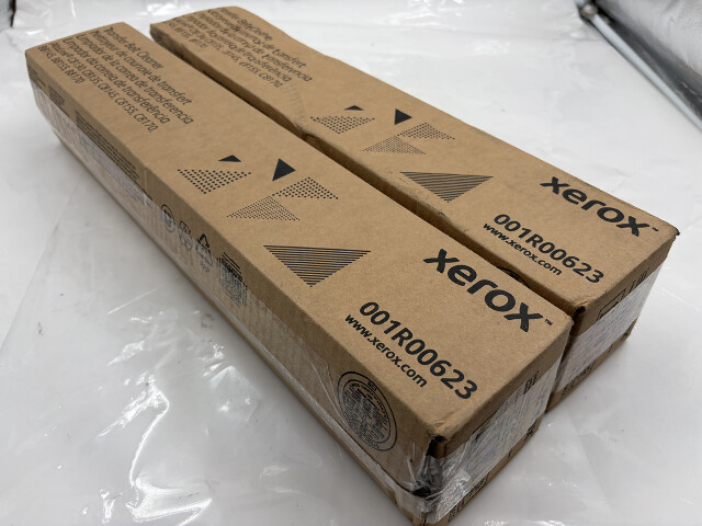 LOT OF 2 XEROX GENUINE TRANSFER BELT CLEANER 001R00623 ALTALINK C8130 C8135