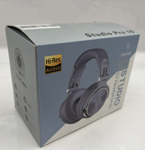 ONEODIO STUDIO PRO 10 20HZ 40KHZ DJ HEADPHONES IN LIGHT BLUE