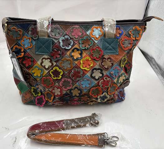 L'ARTISTE SPRING STEP HB-APPLIQUE-RBW APPLIQUE HANDBAG PURSE TOTE MULTICOLOR NWT