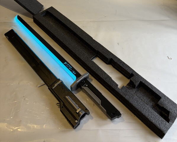 PIAO BO ZHE 31" LIGHT UP CYBERPUNK SWORD W SHEATH BLUE LIGHT UP