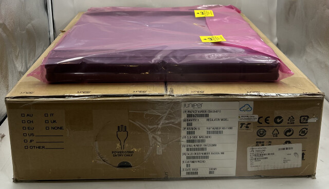 JUNIPER NETWORKS EX4400-48F-S 4X UPLINK 10/25GBE 48 PT LAYER 3 ETHERNET SWITCH