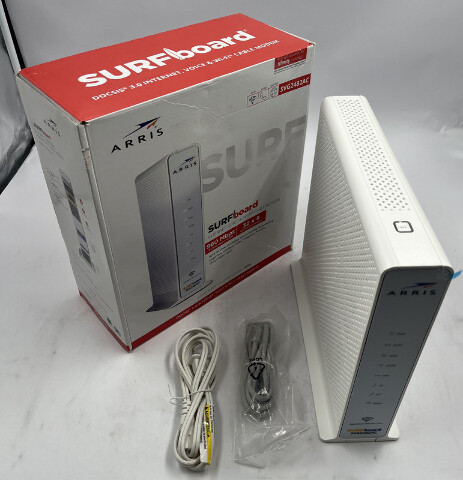 ARRIS SURFBOARD SVG2482AC 1000425 DOCSIS 3.0 MODEM/WHITE