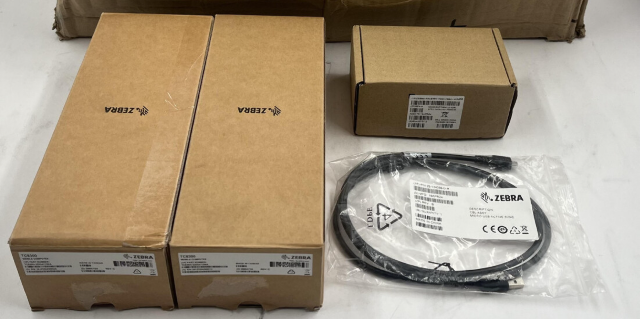 LOT OF 2 ZEBRA TC8300 TC83BH-3205A710NA MOBILE HANDHELD BARCODE SCANNERS