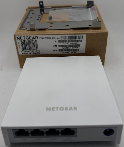 NETGEAR WAX610W-100NAS MANAGED WIFI 6 AX1800 DUAL-BAND GIGABIT POE ACCESS POINT