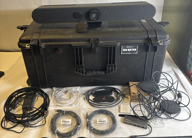 LOGITECH VR0020 UHD ALL-IN-ONE VIDEO CONFERENCE CAMERA WEBCAM 4K MINI RALLY BAR