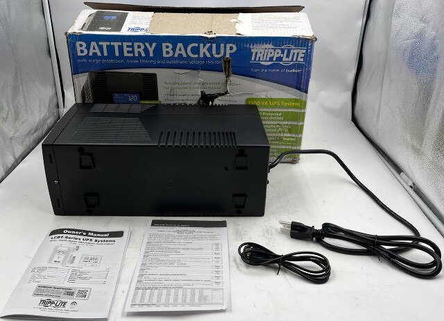 TRIPP-LITE SMART1500LCDT 1500VA 900W BATTERY BACKUP SMART TOWER LCD AVR 120V