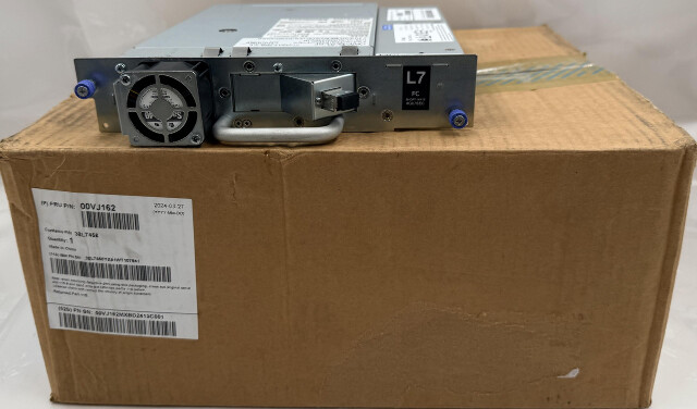 IBM LTO ULTRIUM 7-H 38L7458 00VJ162 HH FIBRE CHANNEL TAPE DRIVE ASSEMBLY
