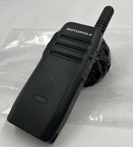 MOTOROLA HK2112A WAVE TLK 100 4G LTE 8-CHANNEL WIFI TWO-WAY RADIO WITH BATTERY 