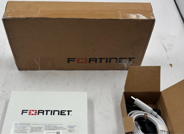 FORTINET FS-108F P26230-02-01 FORTISWITCH 108F MOUNTABLE NETWORK POE SWITCH