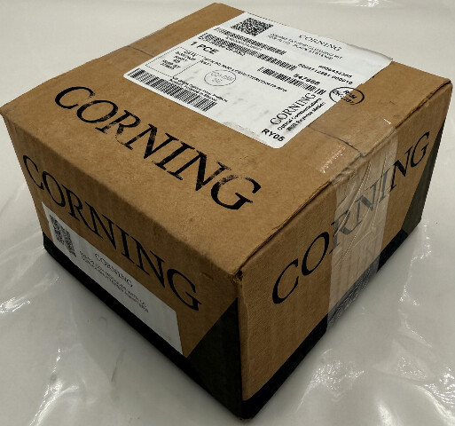 CORNING CCH-RM24-05-93Q 547668 OPTICM 24 FIBER MTP PLUG PLAY MODULE ASSEMBLY