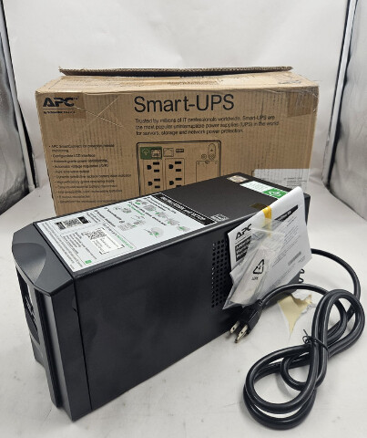 APC SMT750C LCD 500W 750VA 120V 6 OUTLET TOWER BATTERY BACKUP SMART UPS
