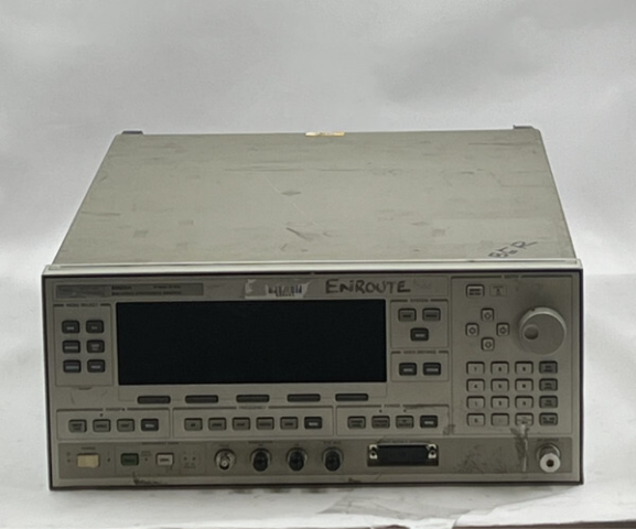 HP 83620A AGILENT KEYSIGHT 8360 SERIES 10MHZ-20GHZ SYNTHESIZED SWEEPER GENERATOR