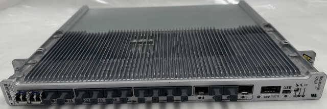 ERICSSON BASEBAND R567 KDU 137 0031/1 R1A 16 PORT BASEBAND UNIT