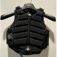 RACESAFE MOTION3 BLACK MEDIUM SHORT YOUNG RIDER BODY PROTECTIVE VEST