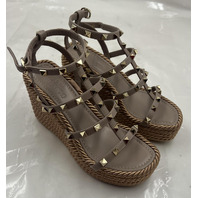 VALENTINO GARAVANI ZW2S0F95 BAE ROCKSTUD WEDGE P66206908 COLOR SKIN SIZE 6W EU36