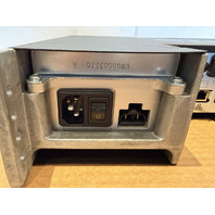 MOTOROLA SLR8000 BASE STATION REPEARTER WIRELESS COMM SYSTEM T8319A 100WATTS