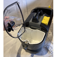 KARCHER PUZZI 10/1 1.100-133.0 COMMERCIAL CARPET CLEANER 2.6 GALLON TANK