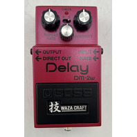 BOSS DM-2W WAZA CRAFT DELAY PEDAL SIGNAL PROCESSOR GUTIAR EFFECTS PEDAL