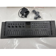SONICWARE ELZ_1 PLAY PORTABLE KEUBOARD SYNTHESIZER BLACK NEW