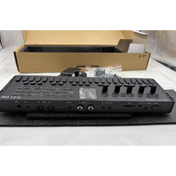 SONICWARE ELZ_1 PLAY PORTABLE KEUBOARD SYNTHESIZER BLACK NEW