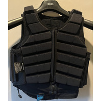 RACESAFE MOTION3 YOUNG RIDER LARGE/SHORT BLACK BODY PROTECTION VEST