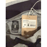 ON CLOUD RUNNING WOMEN'S SWEAT PANTS IN GREY 1ME11140423 SIZE SMALL S NWT