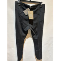 ON CLOUD RUNNING WOMEN'S PERFORMANCE TIGHTS 7/8 SIZE LARGE L 1WE11920553 BLACK
