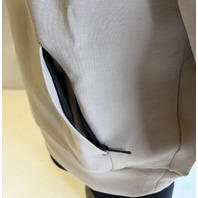 ON MENS RUNNING ON CLOUDS FOCUS TECH HOODIE IN DESERT SZ XL 1MF30290603