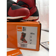 THIRTYTWO ZB-1 SNOWBOARD BOOTS MENS SZ 12 BLACKRED T.26.BTM.ZBO.RD.120.1