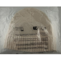 HUGO BOSS FATI 50495306 MENS RIB-KNIT LOGO PLAQUE VIRGIN WOOL WHITE BEANIE HAT