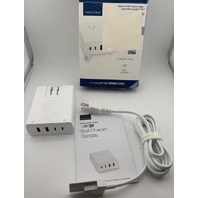INSIGNIA USB-C CHARGER 100 W 4-PORT USB AND USB-C DESKTOP CHARGER KIT