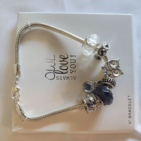 LOT of 18 - BEAD & CHARM THEMED BRACELETS UNBRANDED NEW