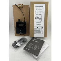 SENNHEISER EK IEM G4 STEREO BODYPACK RECEIVER 509621 W BATTERIES AND EARPHONES