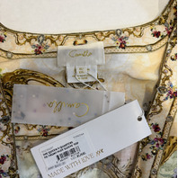 CAMILLA THE QUEENS QUATERS TIE FRONT PUFF SLEEVE TOP SZ: XL/XXL $650 TOPE044