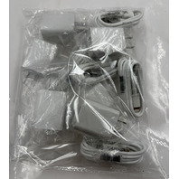 LOT OF 6 SHARRK FOR APPLE CHARGE/ SYNC CABLE 3FT WITH CHARGING BOX IN WHITE